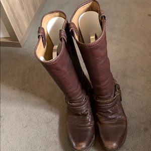 Well loved Frye harness leather boots